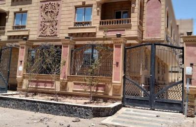فيلا 750م² للبيع في حي الأشجار - الحي المتميز بمدينة بدر