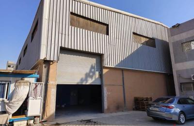 مصنع بمنطقة ال 800 فدان على مساحة 2800 متر