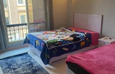 شقه مفروشه بمدينه بدر قريبه من جامعة بدر